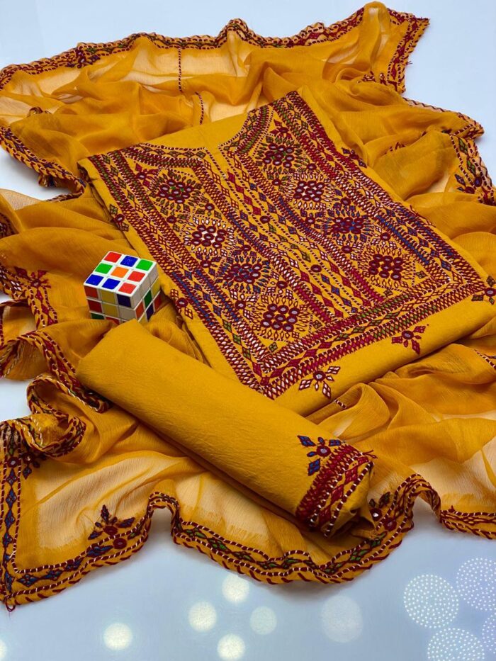 Balochi Dress 
Stuff Lawn Cotton Air Jet - Image 12
